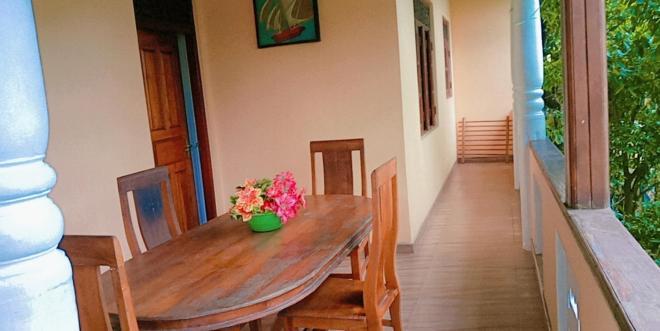Pravindi Guest Home Mirissa Room photo